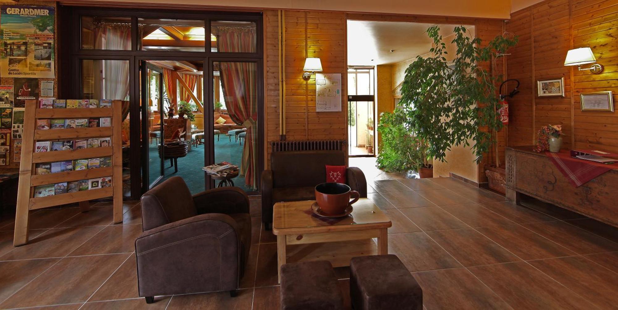 Les Loges Du Parc Hotel Gerardmer Exterior photo